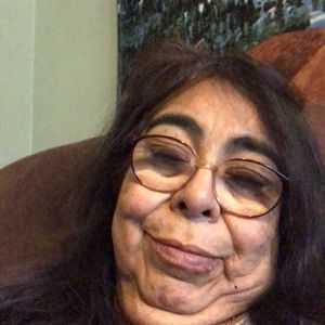 Meet your Posher, Clara